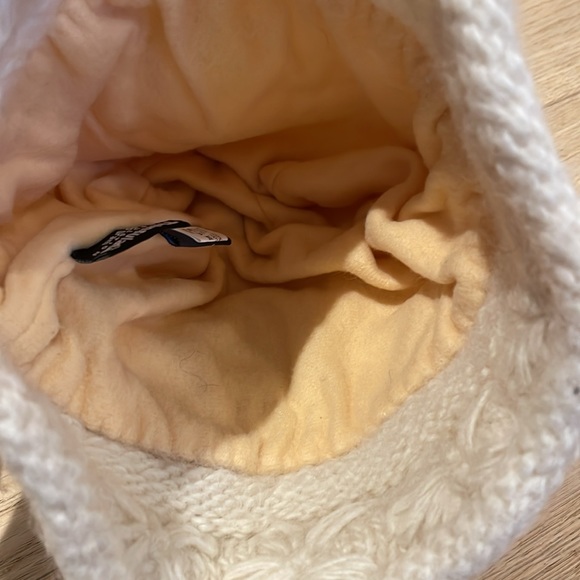 Borjesson Winter Hat - Picture 3 of 4